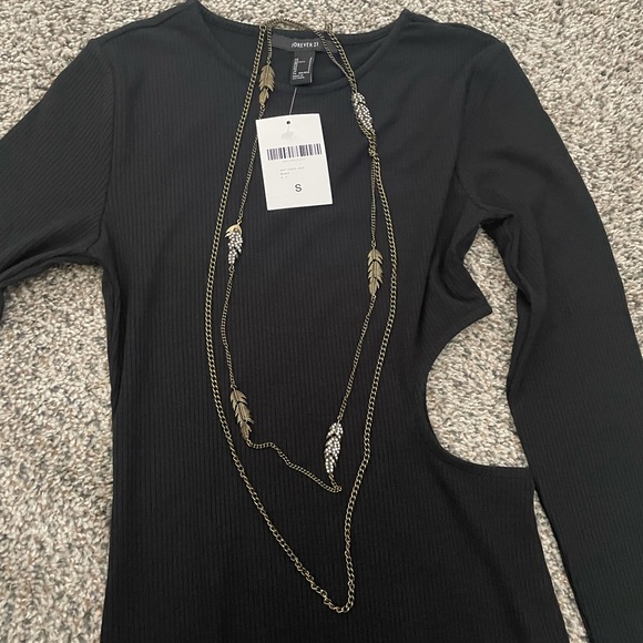 Bundle 3/$15 - AE Layered Long Necklace - Picture 3 of 3